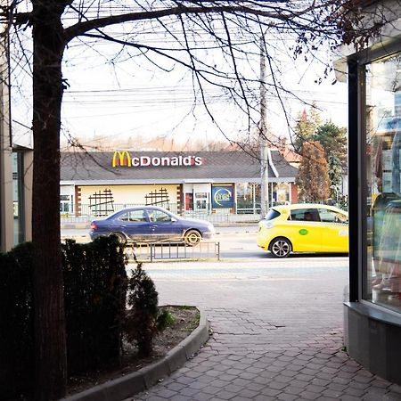 Ultracentral Golden Apartament 1 スチャヴァ エクステリア 写真