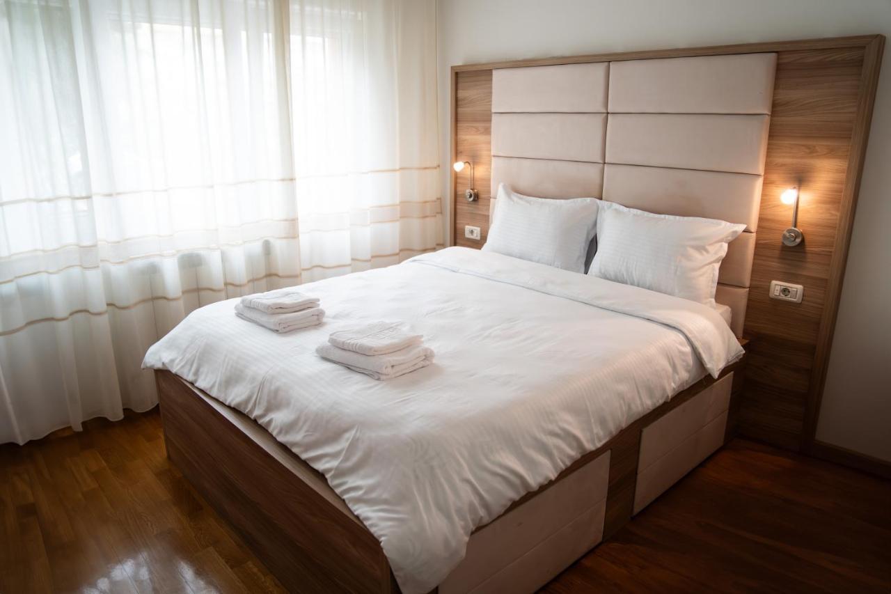 Ultracentral Golden Apartament 1 スチャヴァ エクステリア 写真